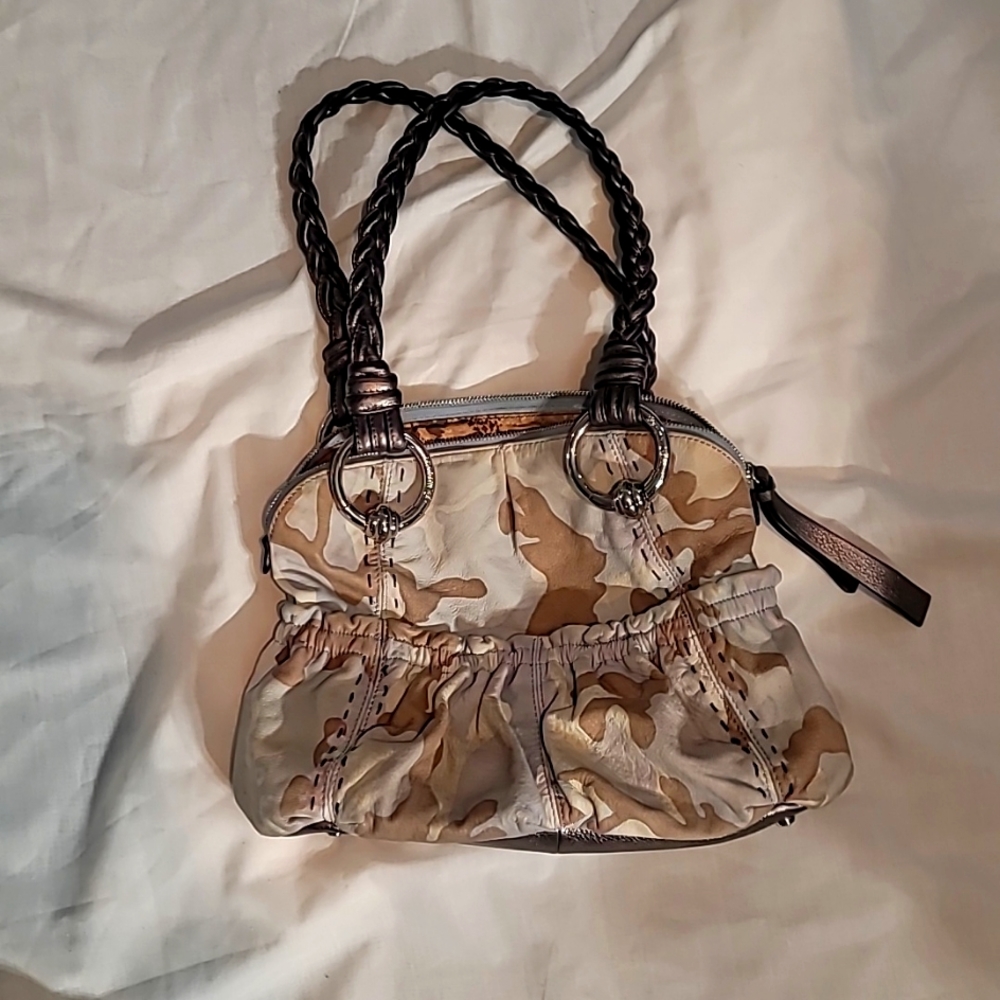 -$$ B MAKOWSKY LIGHT BLUE & TAN CAMO LEATHER SHOULDER BAG